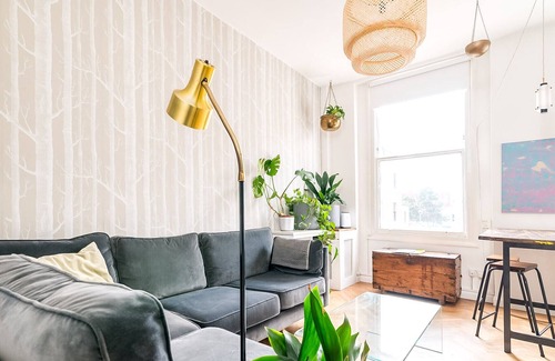 Dalston Apartment | Artsy Dalston Flat