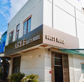 Ninh Kieu Hotel | ARYE guest house
