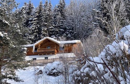 Bruck an der Grossglocknerstrasse Ski Chalet | Chalet in Bruck near Zell am See Ski Slopes