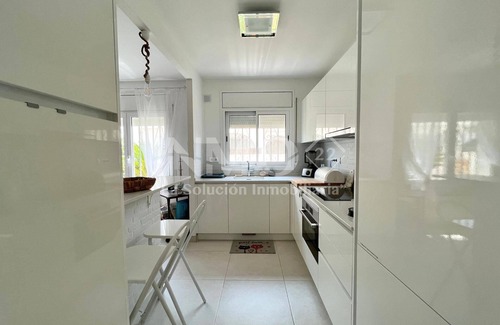 Cambrils Ski Chalet | at Cambrils Mar area, nice house with garden