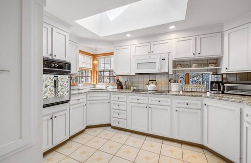 Harwich House | At Last: Charming Home by John Joseph Pond