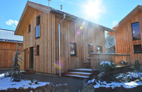 Sankt Lorenzen ob Murau Ski Chalet | Chalet with outdoor hot tub