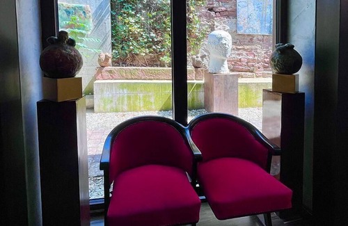 Marktheidenfeld Apartment | At the museum at night? Here you go: our GALERIE SUITE