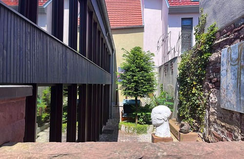 Marktheidenfeld Apartment | At the museum at night? Here you go: our GALERIE SUITE