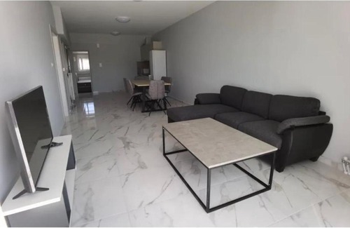Moschato-Tavros House | Athens by 360*