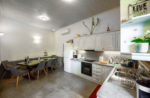 Filaki Villa | Athina House, Spa & Hammam, gym, bicycles, walking distance to tavern!