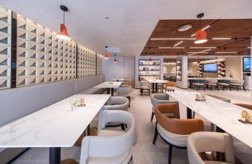 Middle Chaoyang Hotel | Atour Hotel Beijing Sanlitun North Gongti Road