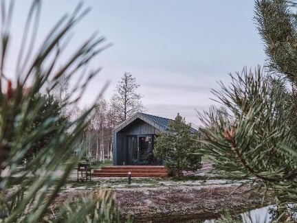 Nica House | Atpūtas komplekss Pazust Priedēs - SUNSET house