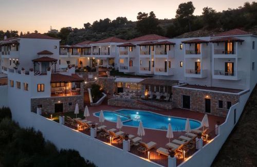 Patitiri Hotel | Atrium of Alonissos
