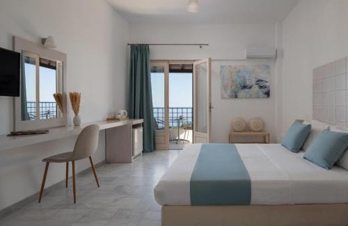 Patitiri Hotel | Atrium of Alonissos