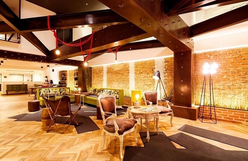 San Jose Hotel | Attend a Concert at Parque Morazán! Free Parking, Pet-Friendly Property