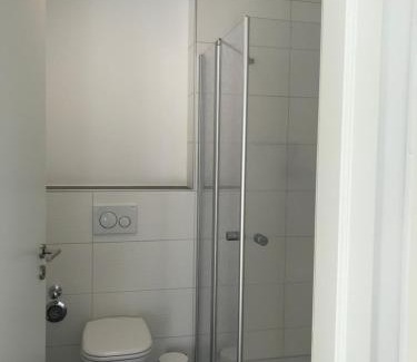 Gundelfingen Apartment | Attika Ferienwohnung in Freiburg -Gundelfingen mit großer Dachterrasse
