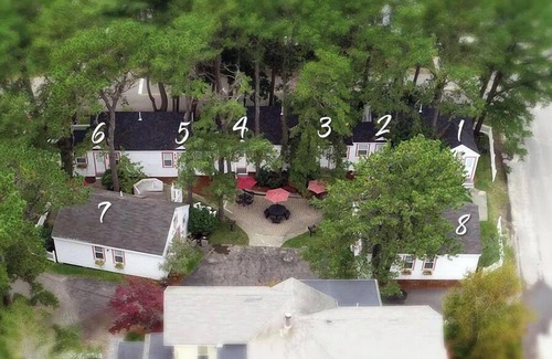 Ocean Park Cottage | Attractive 1 bedroom cabin only 50 ft from beach