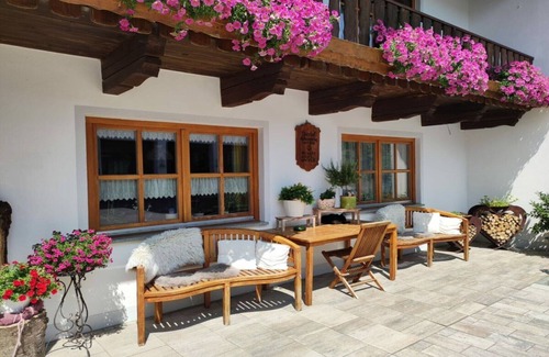 Schoellnach Apartment | Attractive apartment in Bavaria