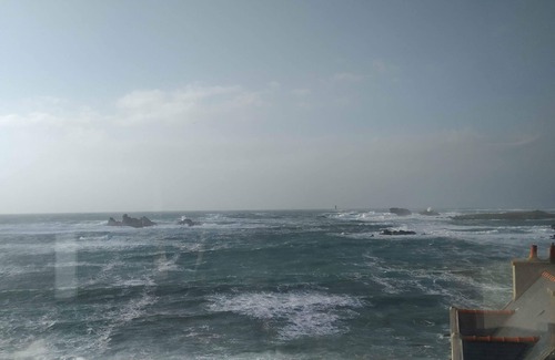 Porspoder House | Atypical fisherman's house, breathtaking sea view of the Iroise Sea