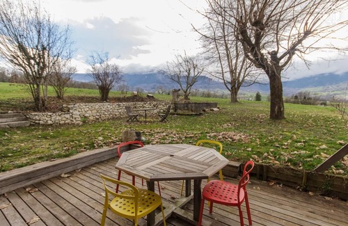 Saint-Ours House | Au Cœur D'une Campagne Vallonnée, Entre Aix les Bains à 12 km et Annecy à 26 km, Situation Idéale po