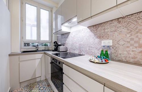L'Europe Apartment | Au Cœur des Batignolles