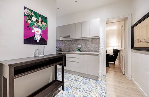 L'Europe Apartment | Au Cœur des Batignolles