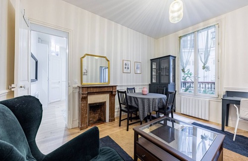 L'Europe Apartment | Au Cœur des Batignolles