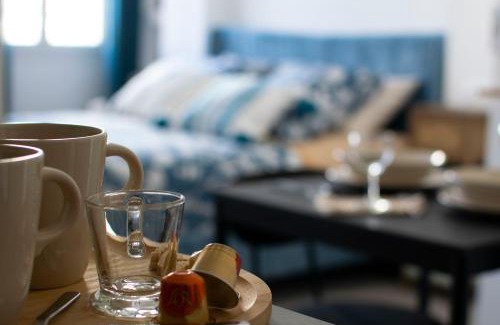 Hotel-de-Ville Apartment | Au Pied du Vieux-Port Wifi Netflix