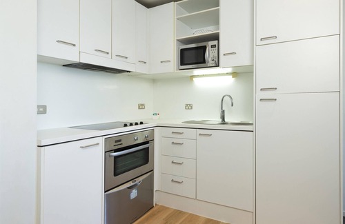 Auckland Central Business District Apartment | Auckland Harbour Suites