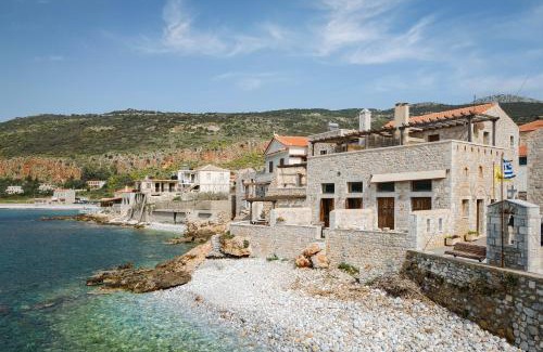 Neo Itilo Apartment | Aura Seafront Villa