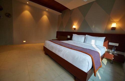 Lonavala Hotel | Aureole Mrida