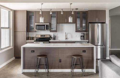 Second Street District Apartment | Austin Astonishing 2BD 2BA Downtown Apartment