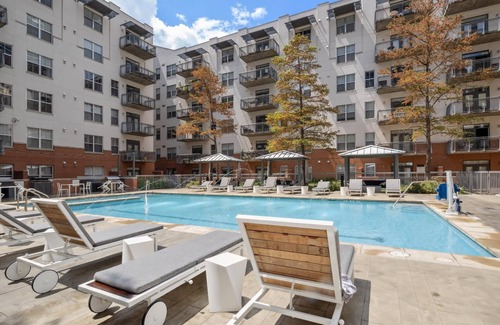 Second Street District Apartment | Austin Astonishing 2BD 2BA Downtown Apartment