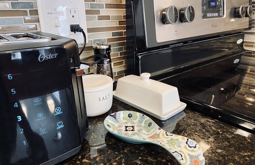 Allandale Condo | Austin Style Extended Stay Close to Everything