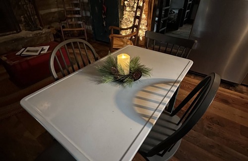 McDowell Cabin | Authentic 1850's log cabin totally renovated