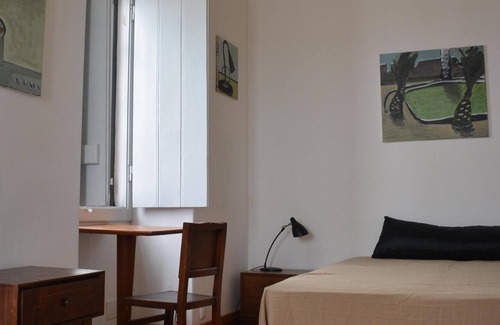 Peniche de Cima Villa | Authentic double house within historical walls of peniche. Childeren for free!