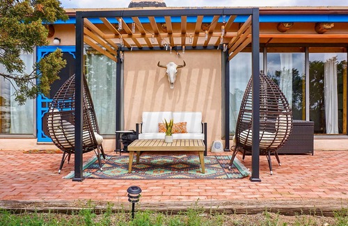 Eldorado at Santa Fe House | Authentic Santa Fe Adobe Home w/Desert Views