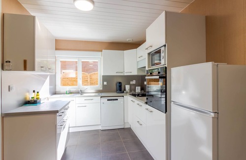 Thenon House | Authentic Stay in Dordogne – Comfortable Cottage with Heated Pool