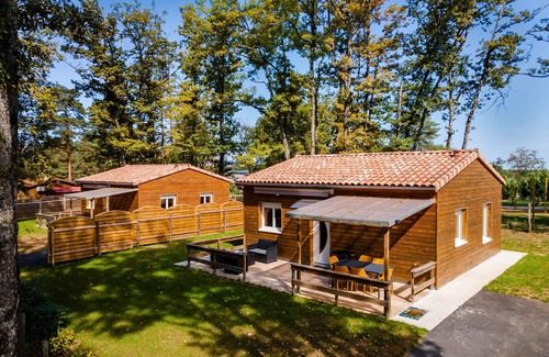 Thenon House | Authentic Stay in Dordogne – Comfortable Cottage with Heated Pool