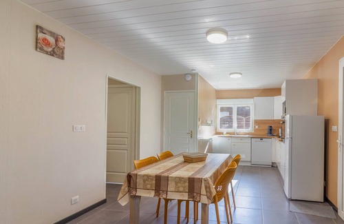 Thenon House | Authentic Stay in Dordogne – Comfortable Gîte with Heated Pool