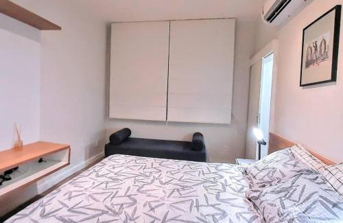 Copacabana Apartment | Av Atlântica - Térreo - Ao lado do Hotel Othon Palace