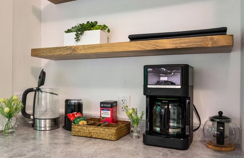 Ephraim House | Available Oct. 24-26 | Walk to Sunsets on the Bay