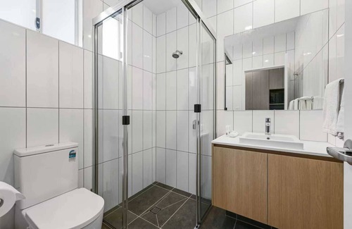 Wilsonton Hotel | Avenue West Studio Units