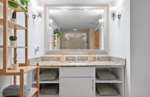 East Fort Lauderdale Apartment | Avi Lux Stay