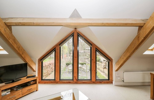 Salisbury Cottage | Avon Turn View