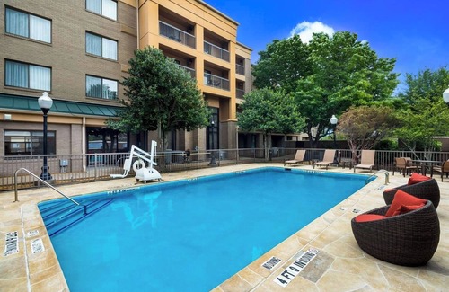 Richardson Hotel | Awesome Amenities Onsite! Pool, FREE Parking, Heights Family Aquatic Center!
