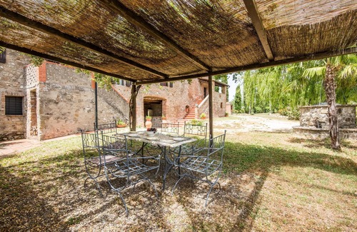 Radicondoli Apartment | Awesome apartment in Radicondoli SI