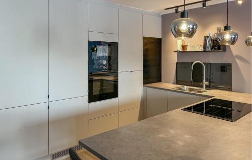 Bodo Apartment | Awesome Apartment In Bodø With Wifi