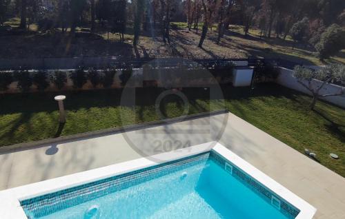 Gulici Apartment | Awesome Apartment In Porec With Wifi