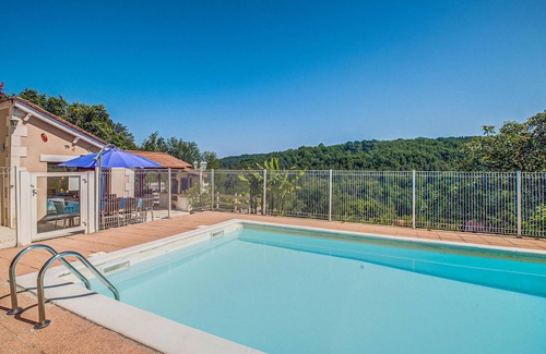 Blis-et-Born House | Awesome home in Blis et Born