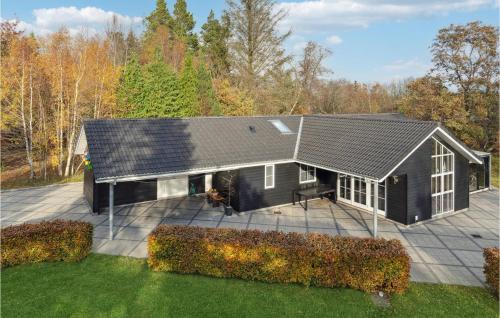 Helberskov Strand House | Awesome Home In Hadsund With Kitchen