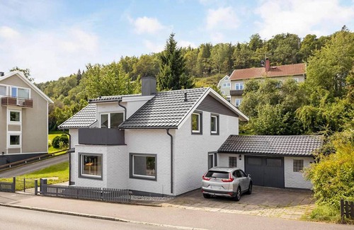 Huskvarna House | Awesome home in Huskvarna with WiFi