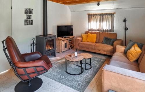 IJhorst House | Awesome Home In Ijhorst With Kitchen