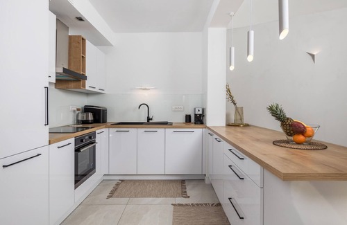 Milcetici House | Awesome home in Malinska with kitchen
